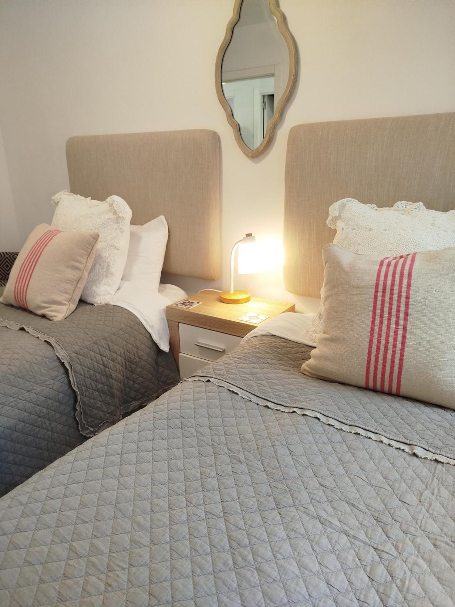 Impressive With 3 Bedrooms Metres From The Appartement